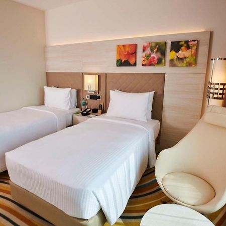 Hilton Garden Inn Lucknow Exterior foto